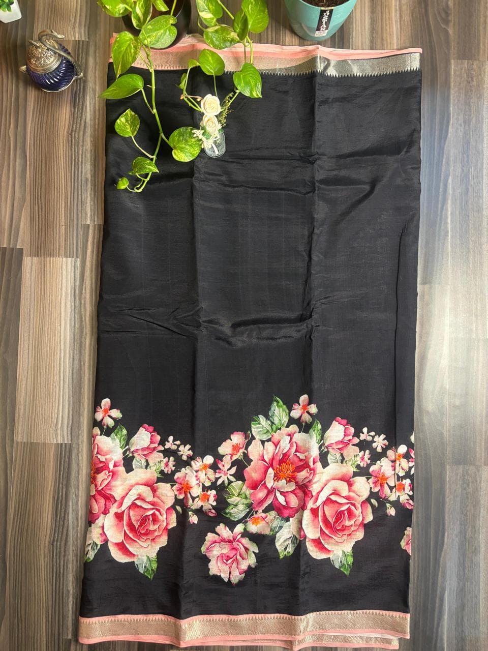 Black Rose Floral Mangalagiri Pattu Saree